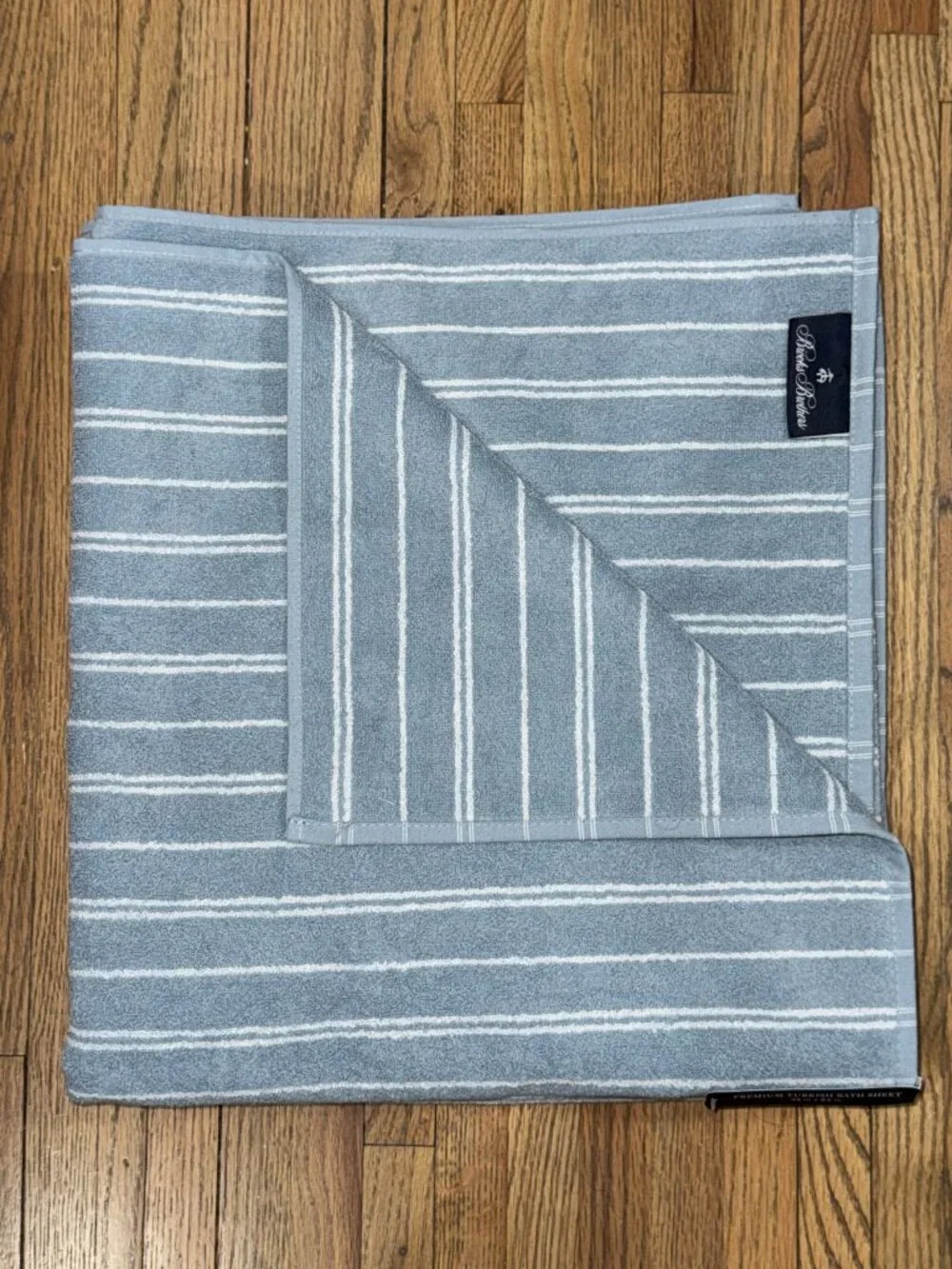 2 Brooks Brothers Premium Turkish Cotton Bath Towels White Blue Gray Stripe
